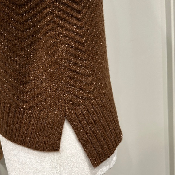 Talbots Wool Blend Mock Turtleneck Sweater • Brown Metallic • Size M - Picture 4 of 6
